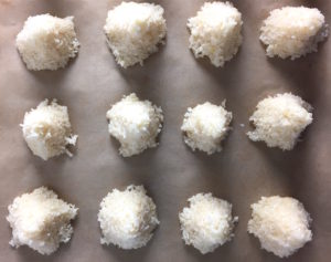 haystacks on parchment ready to bake